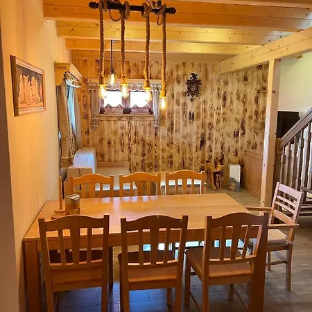 منزل ريفي Arrow